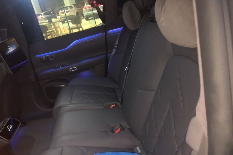 Used Nio ET7 2024 75 kWh Executive Signature Edition Left Rear Seat