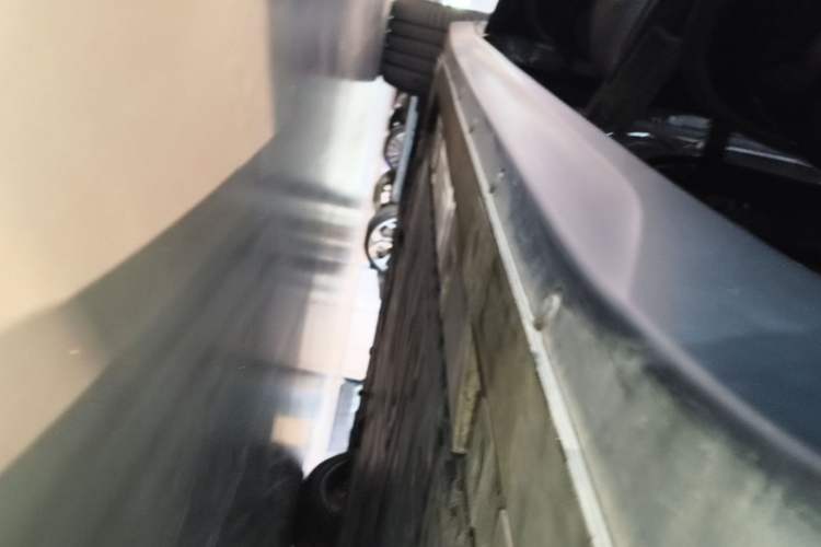 Used Nio ET7 2024 100kWh Executive Signature Edition Left Side Sill