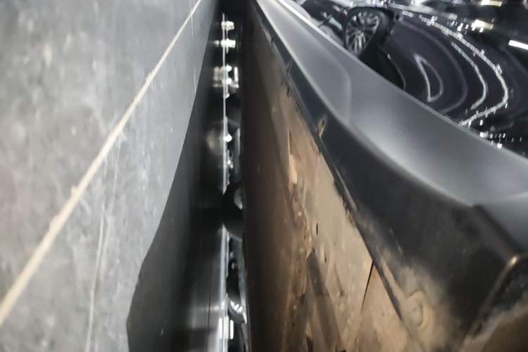 Used Nio ET7 2024 100kWh Executive Signature Edition Left Side Sill