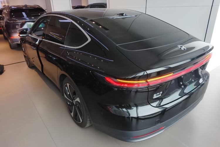 Used Nio ET7 2024 75 kWh Executive Signature Edition Rear Left 45 Deg