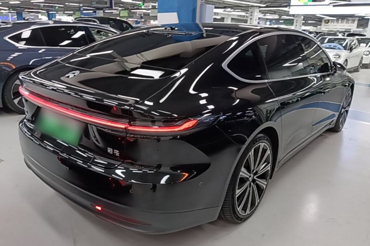 Used Nio ET7 2024 75 kWh Executive Edition Rear Right 45 Deg