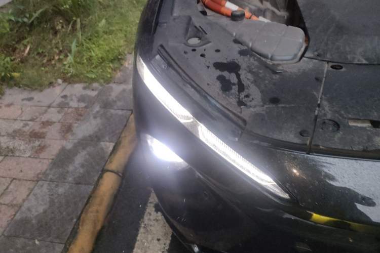 Used Nio ET7 2024 75 kWh Executive Edition Right Front Headlight