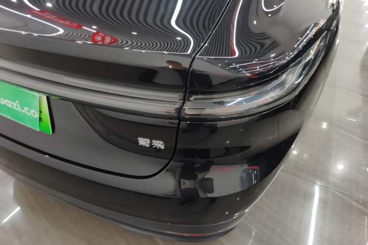 Used Nio ET7 2024 75 kWh Executive Signature Edition Right Rear Taillight