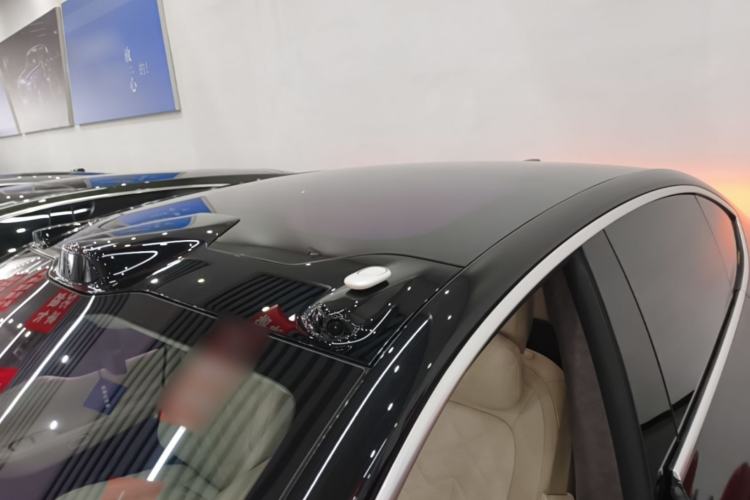 Used Nio ET7 2024 75 kWh Executive Signature Edition Roof