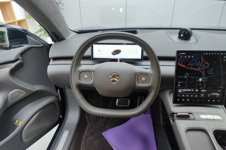 Used Nio ET7 2024 75 kWh Executive Edition Steering Wheel