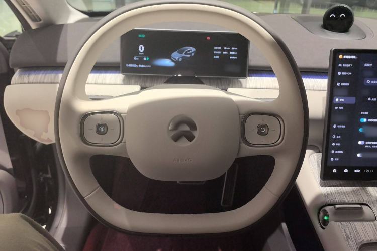 Used Nio ET7 2024 100kWh Executive Signature Edition Steering Wheel