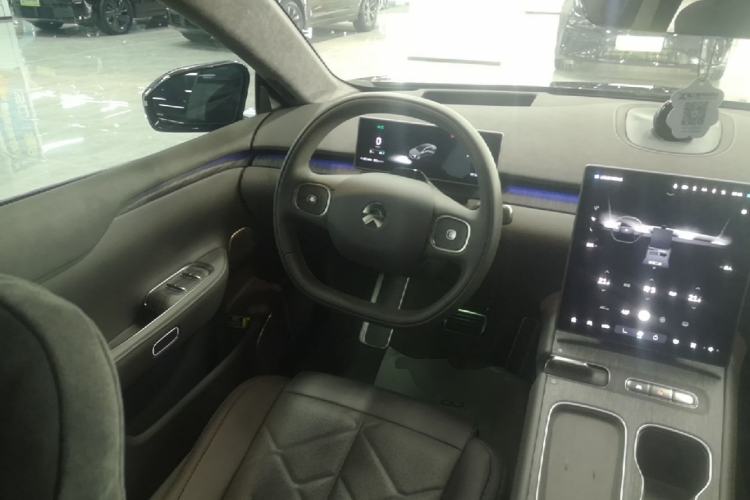 Used Nio ET7 2024 75 kWh Executive Signature Edition Steering Wheel