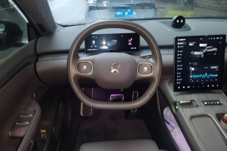 Used Nio ET7 2024 75 kWh Executive Edition Steering Wheel