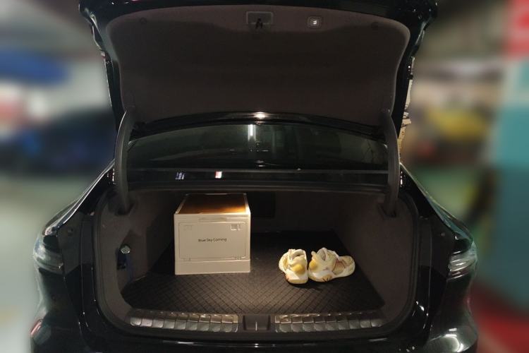 Used Nio ET7 2024 75 kWh Executive Signature Edition Trunk