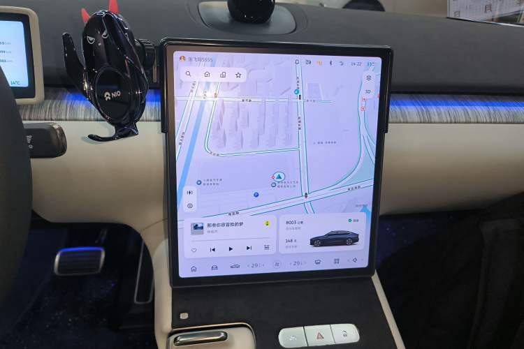 Used Nio ET7 2024 75 kWh Executive Edition Audio And AC Panel