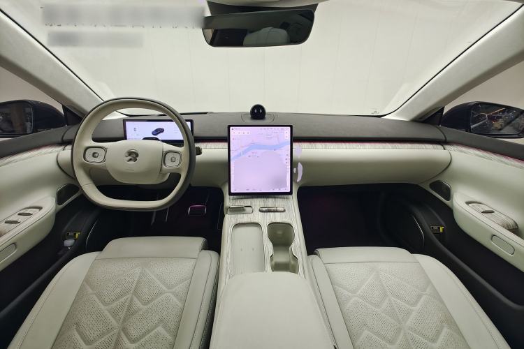 Used Nio ET7 2024 75 kWh Executive Signature Edition Center Console