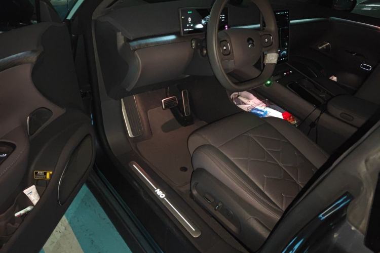 Used Nio ET7 2024 75 kWh Executive Signature Edition Driver Seat