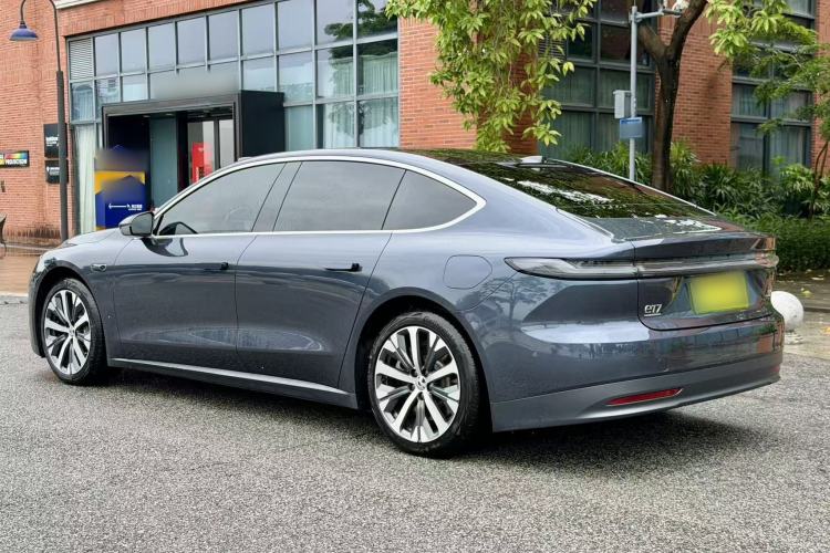 Used Nio ET7 2024 75 kWh Executive Edition Exterior 2
