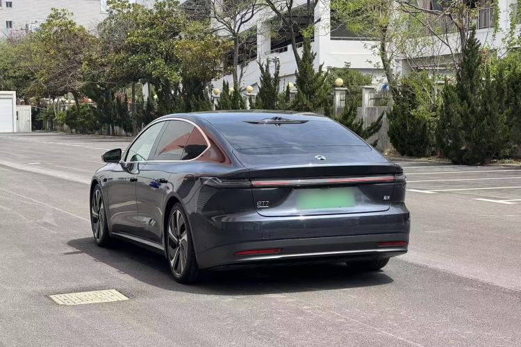 Used Nio ET7 2024 75 kWh Executive Signature Edition Exterior 3