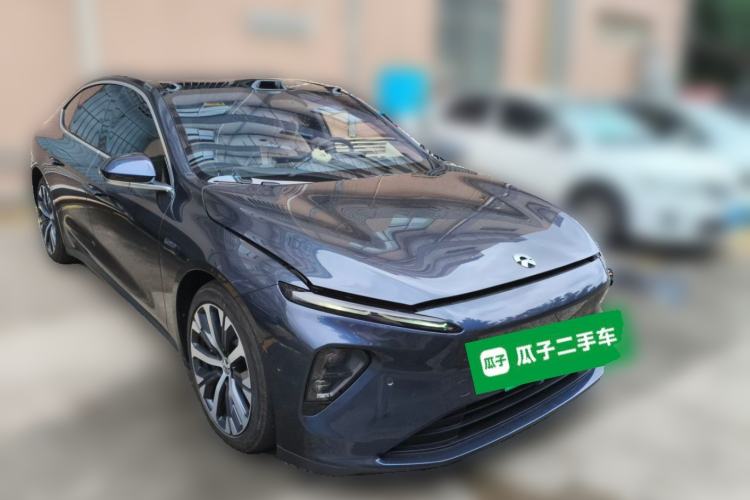 Used Nio ET7 2024 100kWh Executive Edition Front Right 45 Deg