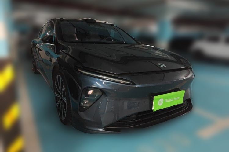 Used Nio ET7 2024 75 kWh Executive Signature Edition Front Right 45 Deg