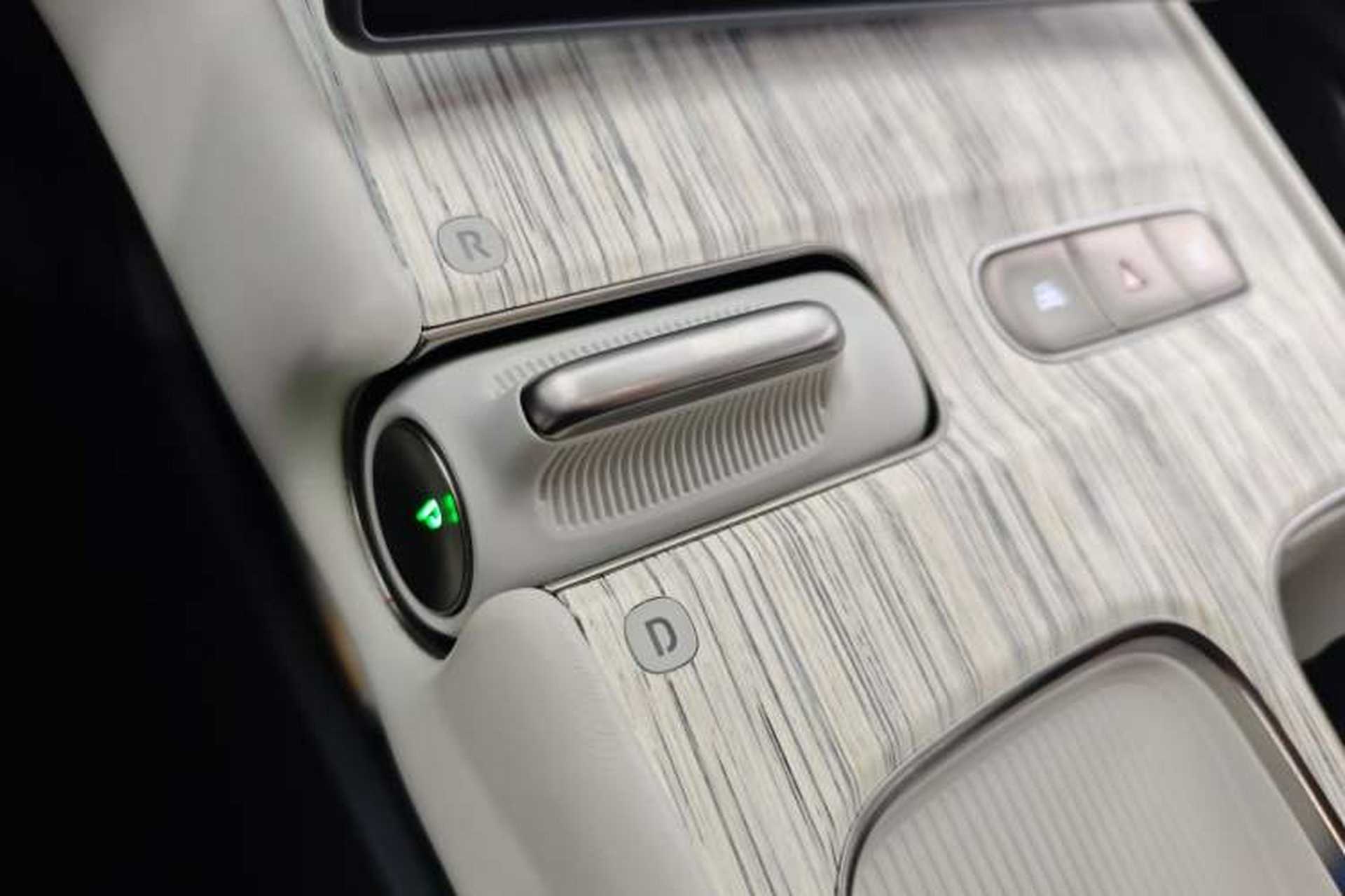 Used Nio ET7 2024 75 kWh Executive Signature Edition Gear Lever