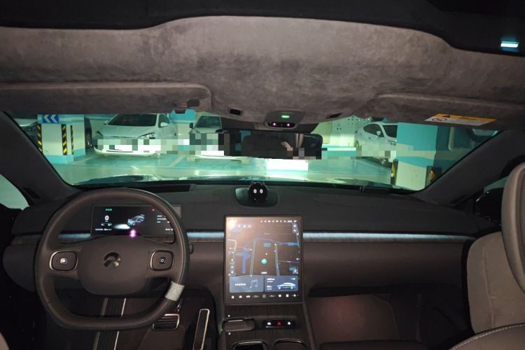 Used Nio ET7 2024 75 kWh Executive Signature Edition Headliner