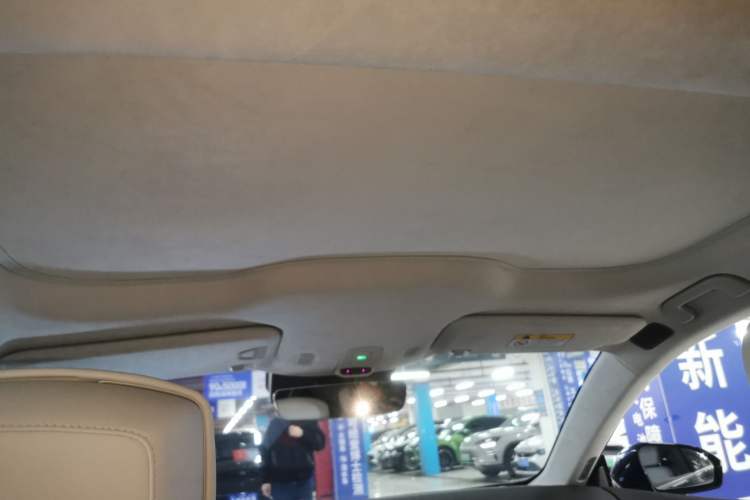 Used Nio ET7 2024 75 kWh Executive Edition Headliner