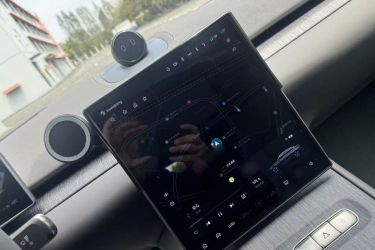 Used Nio ET7 2024 75 kWh Executive Signature Edition Interior 11