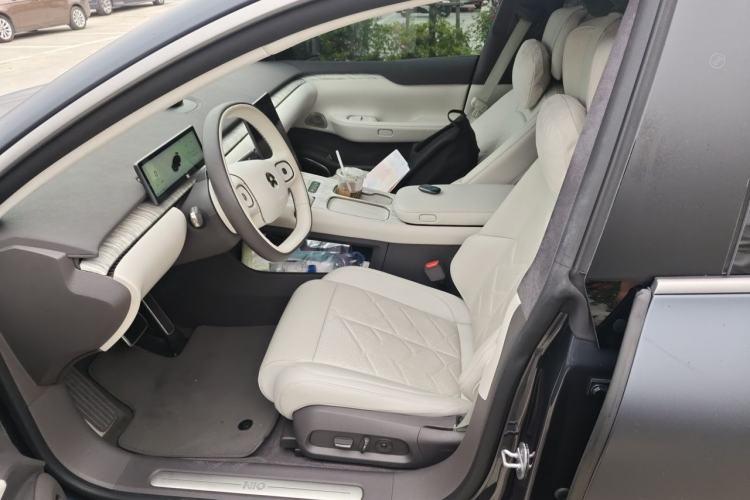 Used Nio ET7 2024 75 kWh Executive Signature Edition Left Front Seat