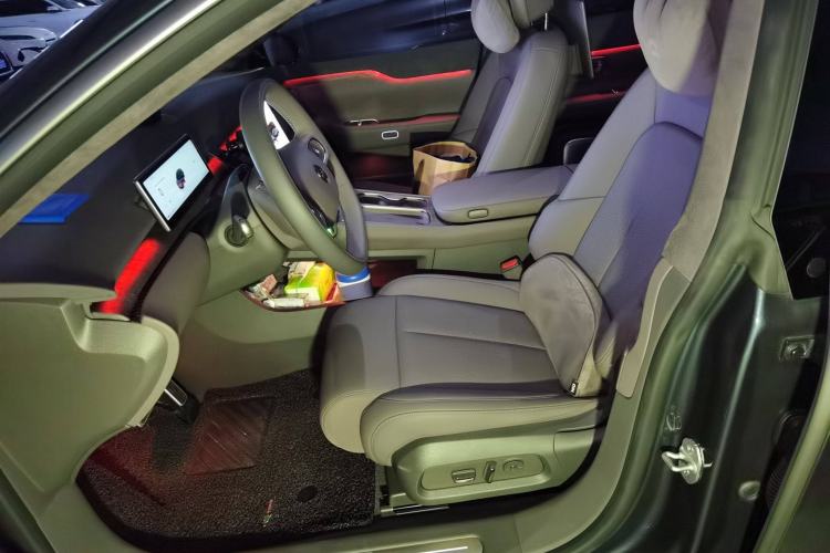 Used Nio ET7 2024 100kWh Executive Edition Left Front Seat
