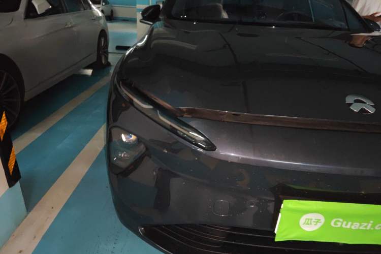 Used Nio ET7 2024 75 kWh Executive Signature Edition Right Front Headlight