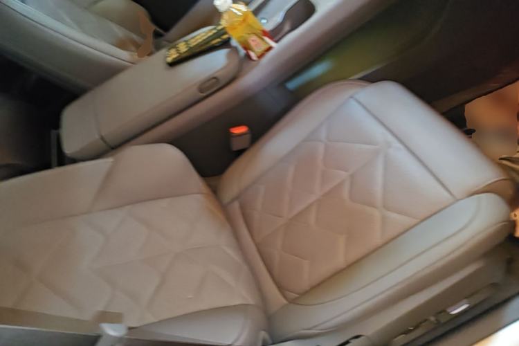Used Nio ET7 2024 75 kWh Executive Edition Right Front Seat