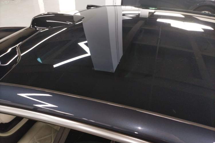 Used Nio ET7 2024 75 kWh Executive Signature Edition Roof