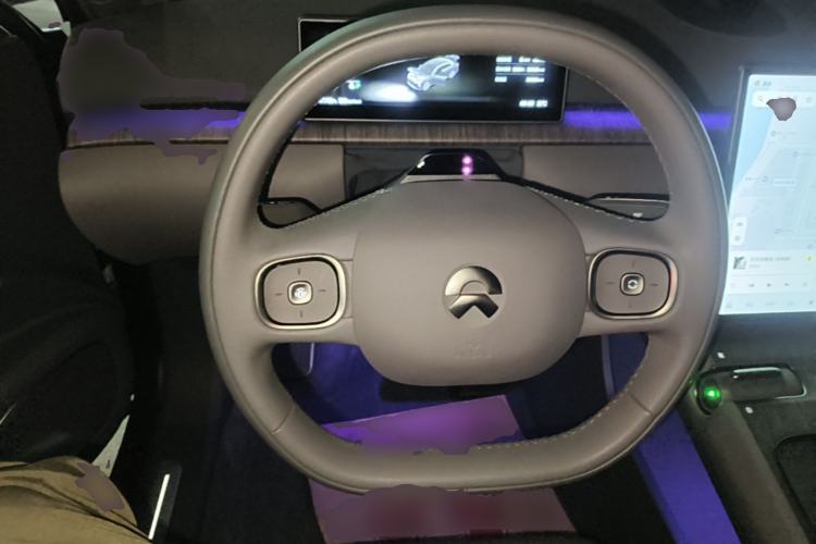 Used Nio ET7 2024 75 kWh Executive Edition Steering Wheel