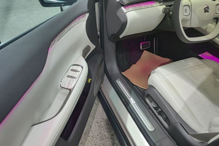 Used Nio ET7 2024 75 kWh Executive Edition Driver Seat