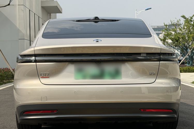 Used Nio ET7 2024 75 kWh Executive Edition Exterior 2