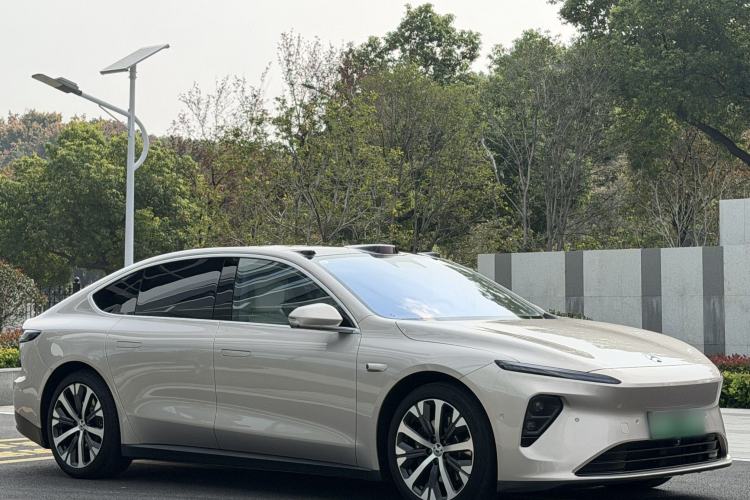 Used Nio ET7 2024 75 kWh Executive Edition Exterior 4