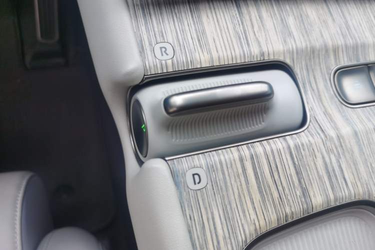 Used Nio ET7 2024 100kWh Executive Edition Gear Lever