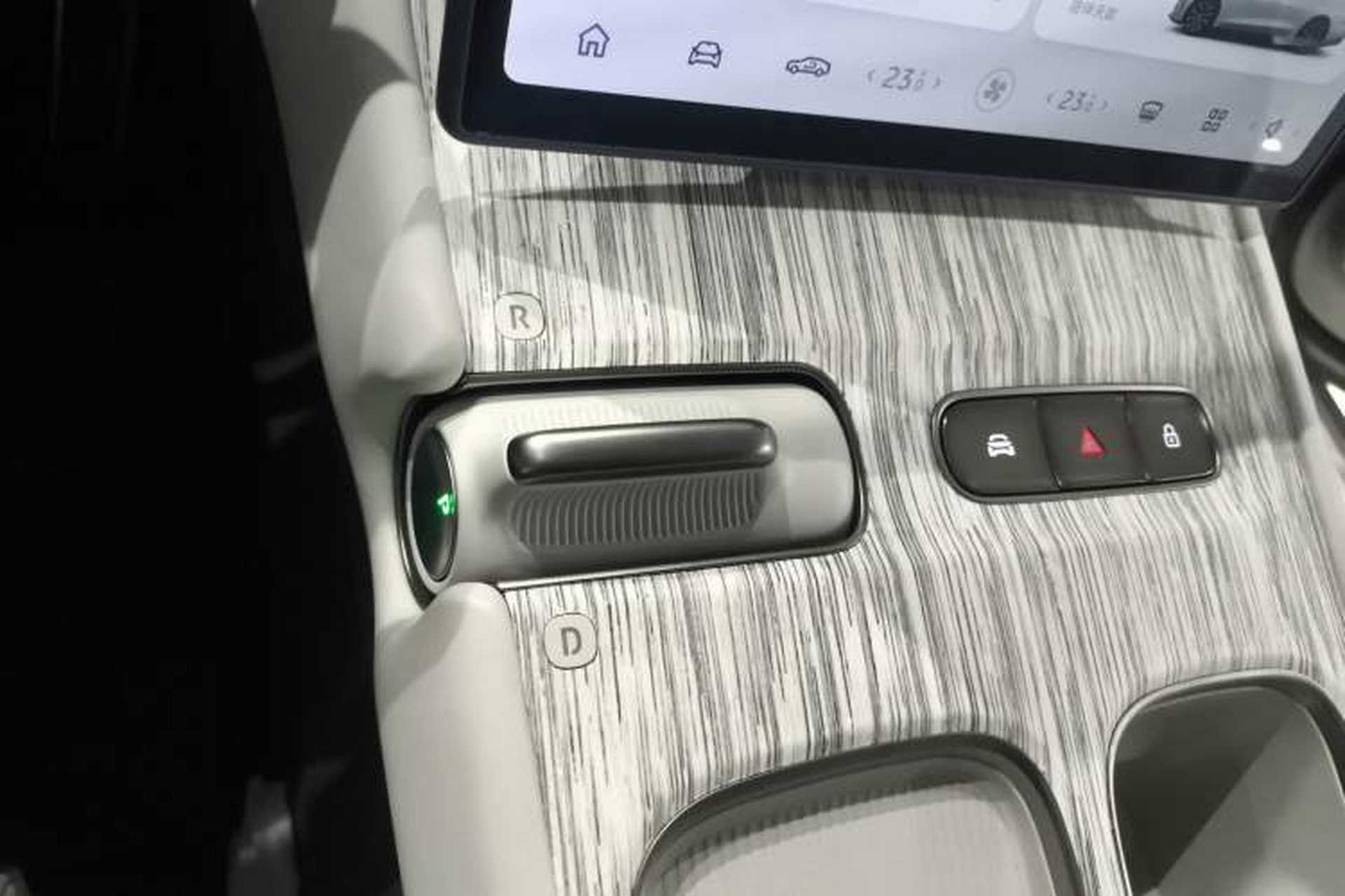 Used Nio ET7 2024 75 kWh Executive Signature Edition Gear Lever
