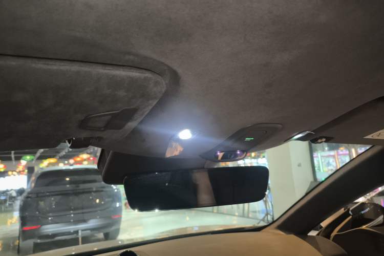 Used Nio ET7 2024 100kWh Executive Signature Edition Headliner