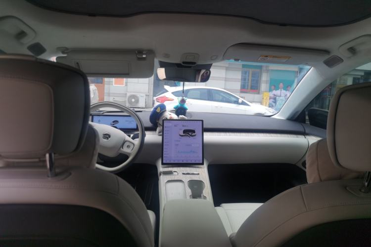 Used Nio ET7 2024 100kWh Executive Edition Headliner