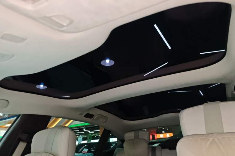 Used Nio ET7 2024 75 kWh Executive Edition Headliner