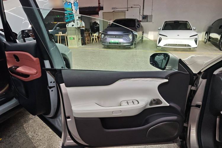 Used Nio ET7 2024 75 kWh Executive Edition Interior 7