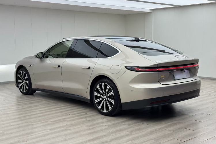 Used Nio ET7 2024 75 kWh Executive Edition Left Side