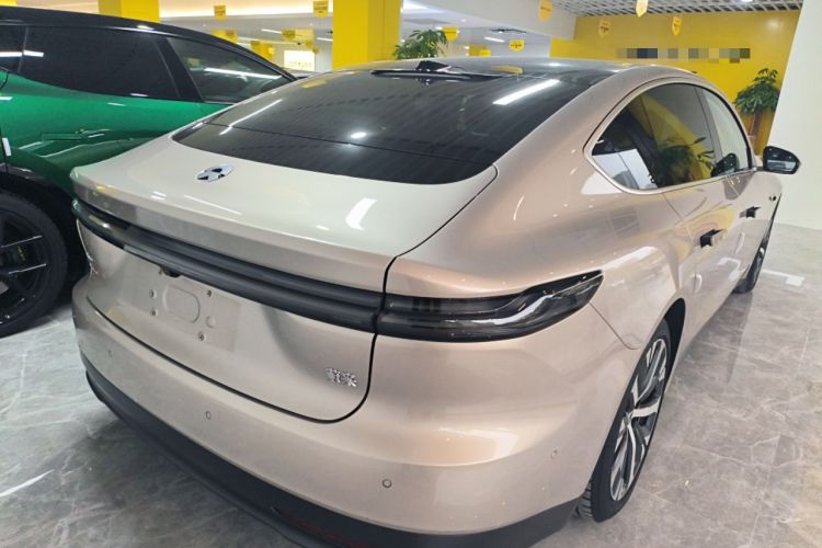 Used Nio ET7 2024 75 kWh Executive Edition Rear Right 45 Deg