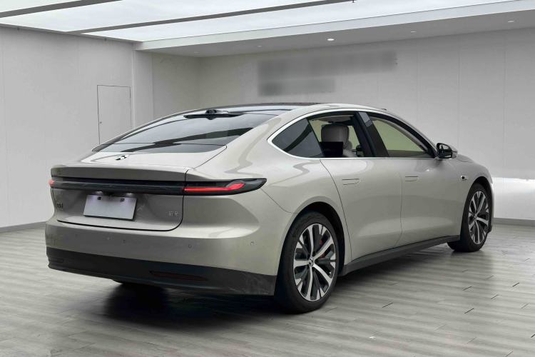 Used Nio ET7 2024 75 kWh Executive Edition Rear Right 45 Deg