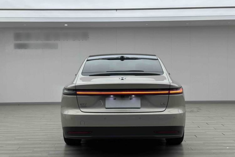 Used Nio ET7 2024 75 kWh Executive Edition Rear