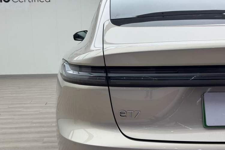 Used Nio ET7 2024 75 kWh Executive Edition Right Rear Taillight