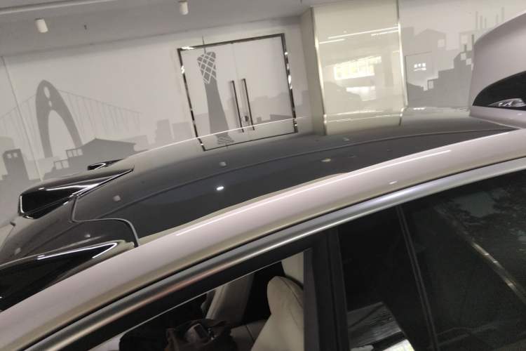Used Nio ET7 2024 100kWh Executive Edition Roof