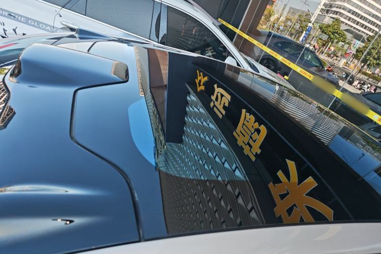 Used Nio ET7 2024 75 kWh Executive Edition Roof