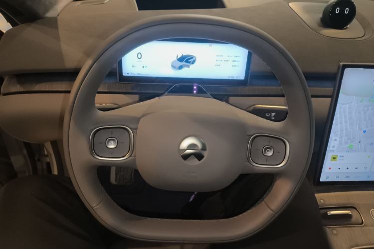 Used Nio ET7 2024 100kWh Executive Signature Edition Steering Wheel
