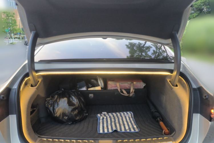 Used Nio ET7 2024 75 kWh Executive Edition Trunk