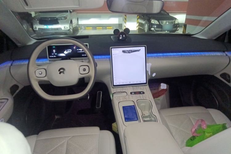 Used Nio ET7 2024 75 kWh Executive Signature Edition Center Console