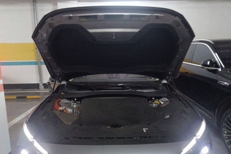 Used Nio ET7 2024 75 kWh Executive Signature Edition Engine Bay